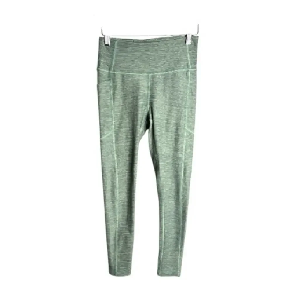 Victoria’s Secret Green Mid Rise Ankle Leggings 4